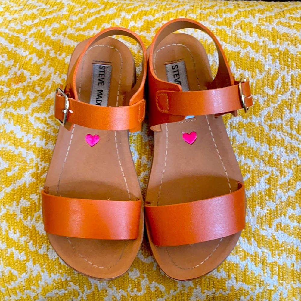 Steve Madden girls sandals